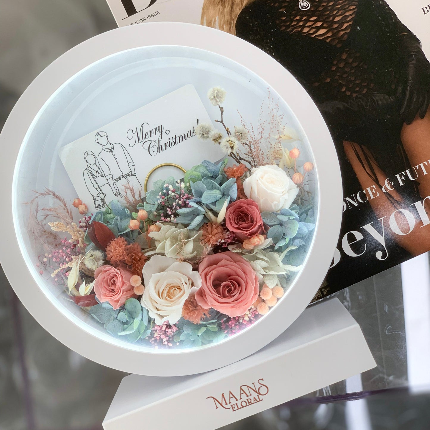 Preserved Flower Desk Lamp_Round / 保鮮花枱燈_圓形