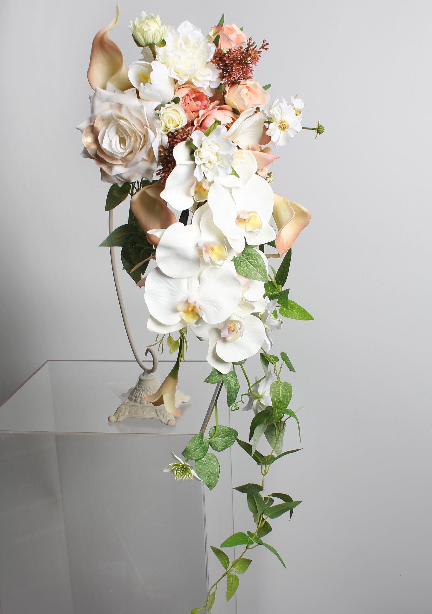 Cascade Bouquet 瀑布型花球_CB02